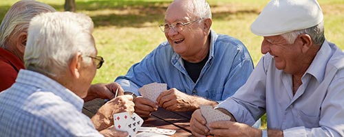 Four Independent witnesses 4 friends playing cards